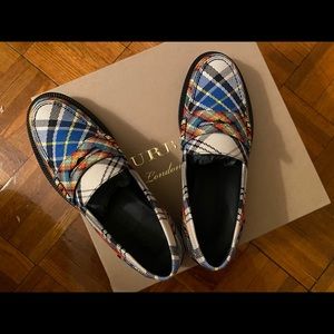 🆂🅾︎🅻🅳🔥BURBERRY Tartan Prints Loafers